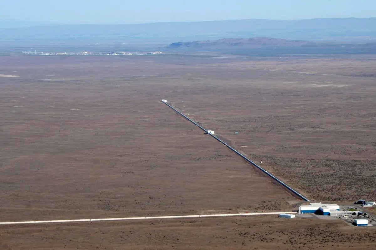 LIGO Hanford rannsóknarstöðin úr lofti