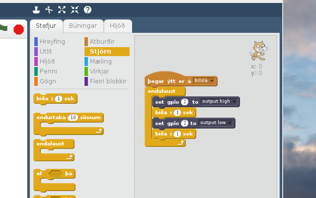 Scratch forrit sem skiptir endalaust á milli hás og lágs GPIO pinna